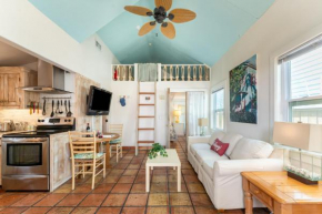 Casita de Catherine by AvantStay 1 Block to Duval St w Hot Tub
